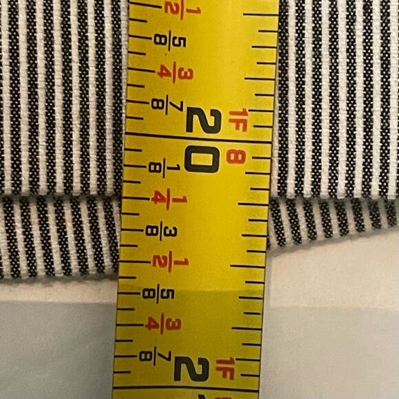 Madison Gray White Striped Nautical Coastal Bermuda Shorts NWOT Size 6 - Picture 10 of 10